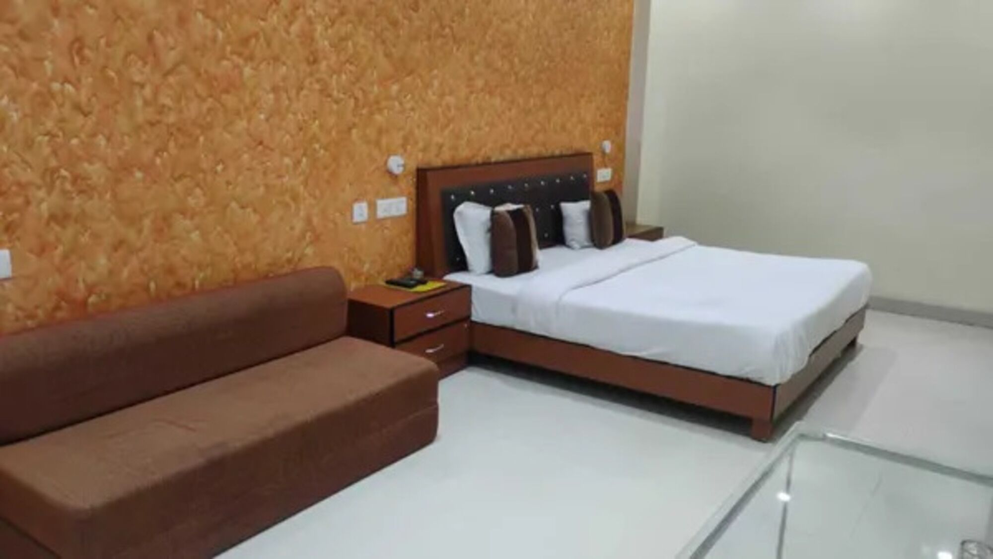 Premium Room | Egyptian cotton sheets, premium bedding, free WiFi, bed sheets