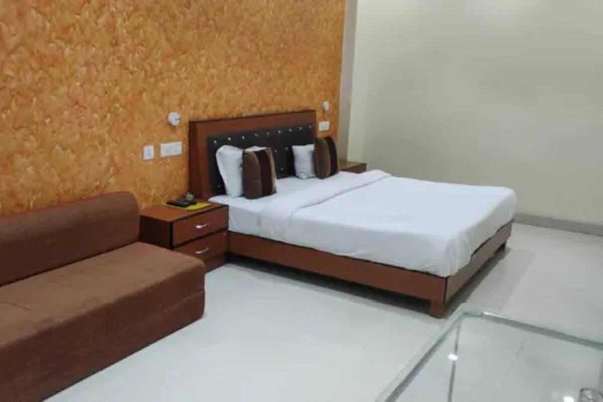 Premium Room | Egyptian cotton sheets, premium bedding, free WiFi, bed sheets