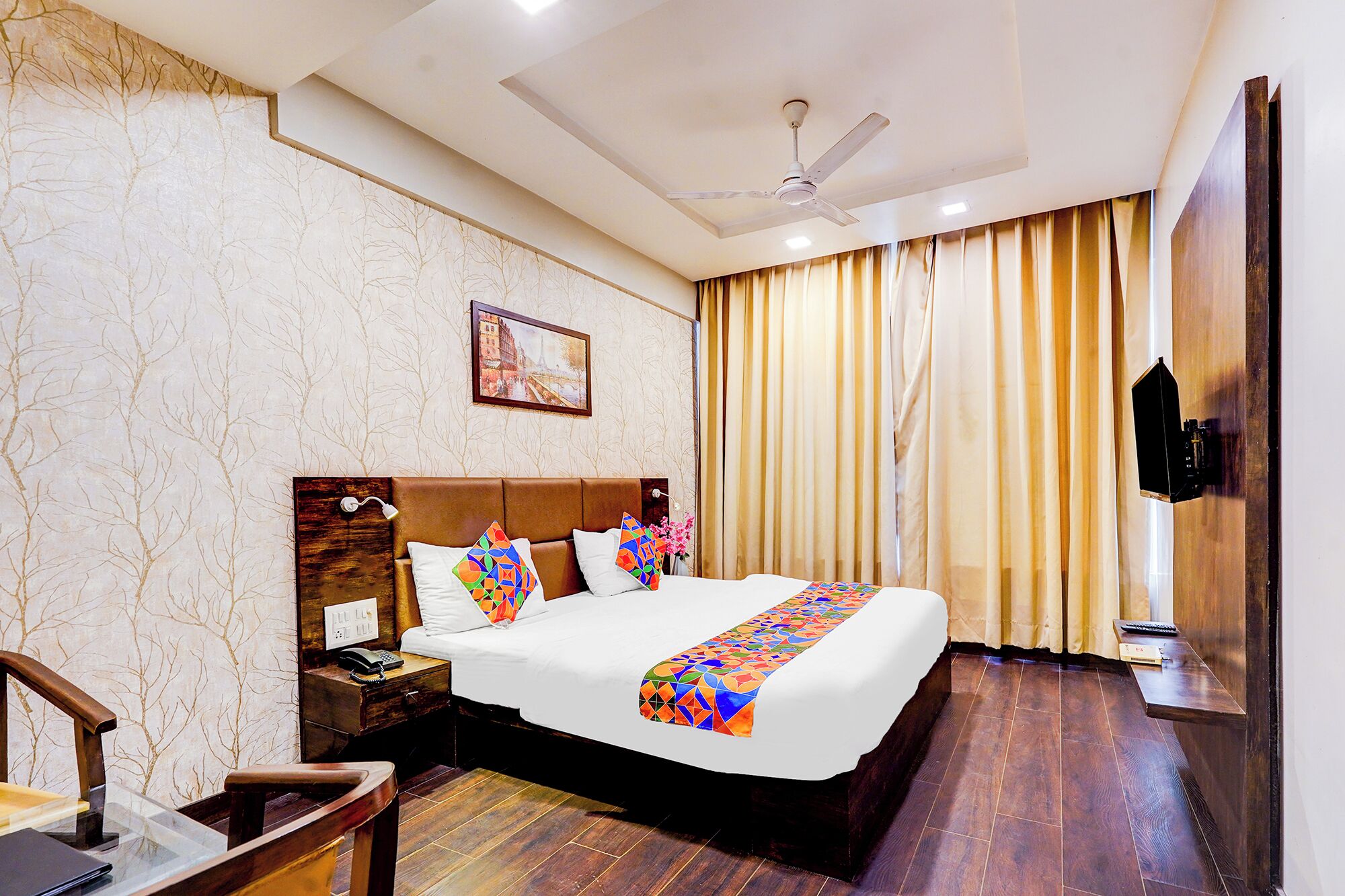 ผ้าปูที่นอนฝ้ายอียิปต์, เครื่องนอนระดับพรีเมียม, ตู้นิรภัยในห้องพัก