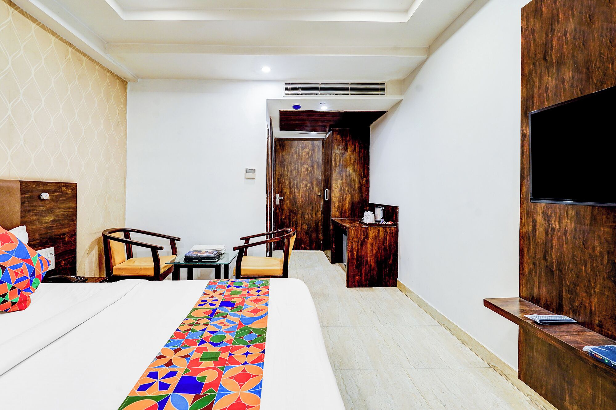 ผ้าปูที่นอนฝ้ายอียิปต์, เครื่องนอนระดับพรีเมียม, ตู้นิรภัยในห้องพัก