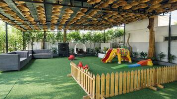 Area giochi per bambini (all'aperto)