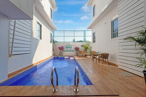 Pool - FabHotel High Five - Nr. Vagator Beach (Vagator)