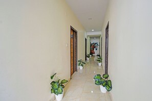 Lobby - Fabhotel La Vista Inn Grand (Hyderabad)
