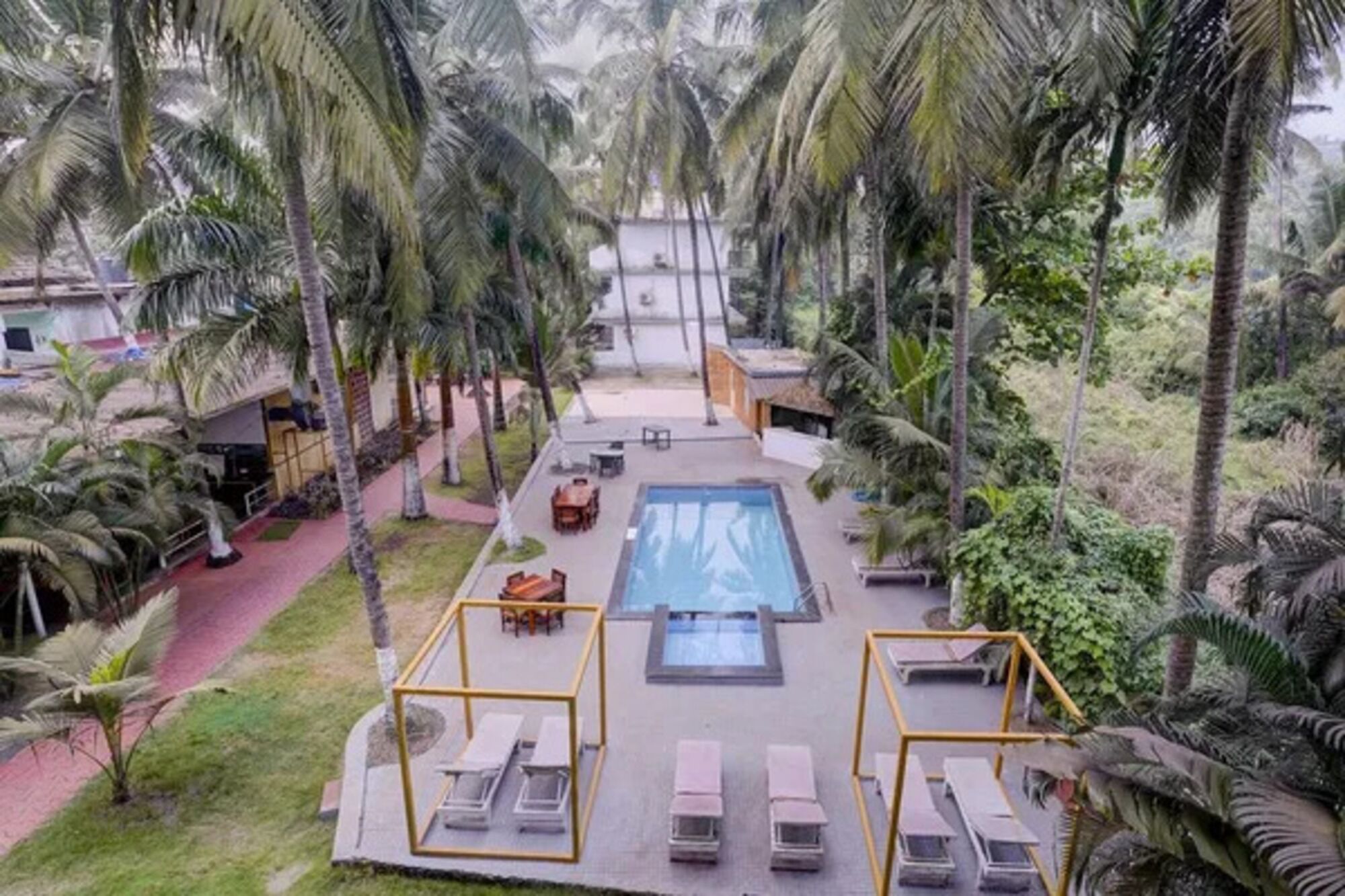 حم ام سباحة