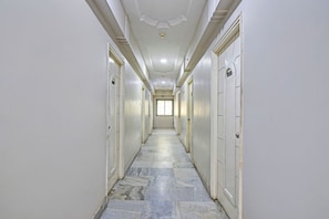 Lobby - Fabhotel Wellesley (Kolkata)