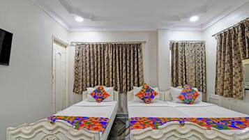 Egyptian cotton sheets, premium bedding, free WiFi, bed sheets