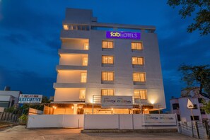 Exterior - Fabhotel Relax Inn Executive (Pune)
