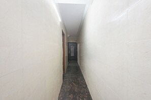 Lobby - Fabhotel Zen Stay (New Delhi)