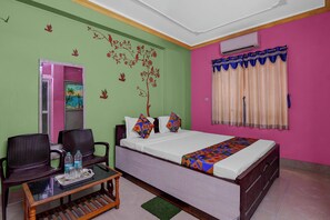 Egyptian cotton sheets, premium bedding, in-room safe, free WiFi - Fabhotel Am Residency (Digha)