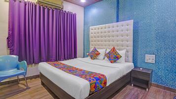 Deluxe Room | Egyptian cotton sheets, premium bedding, in-room safe, free WiFi