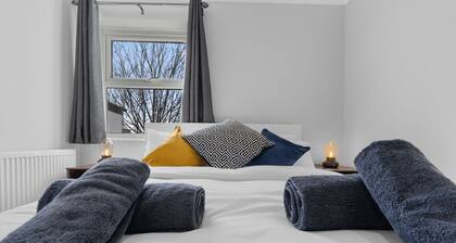 London 3BD sleeps 8 East CR0 Station LGW 14 mins