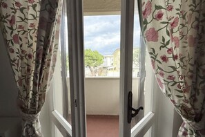 Interior - M455 - Marcelli, spacious four-room apartment with terrace and parking space (Marcelli)