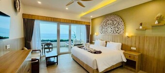 Solaluna Beach Homestay