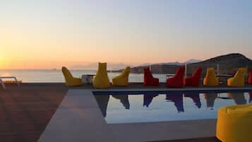 Außenpool (je nach Saison geöffnet)