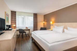 1 Schlafzimmer, Schreibtisch, Reisekinderbett, kostenloses WLAN
