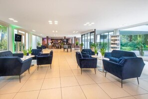 Lobby - Standard Twin Room for 2-person. (Bielefeld)