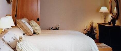 2 quartos, ferros/tábuas de passar roupa, Wi-Fi, roupa de cama