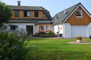 Exterior - Hello and welcome to Christianshus! (Varel)