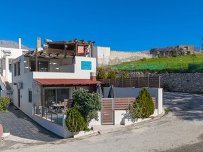 Exterior - Villa Saktouris, Private Pool, Near Beach, South Crete (Kato Saktouria)