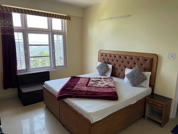 Double Room | Soundproofing, free WiFi