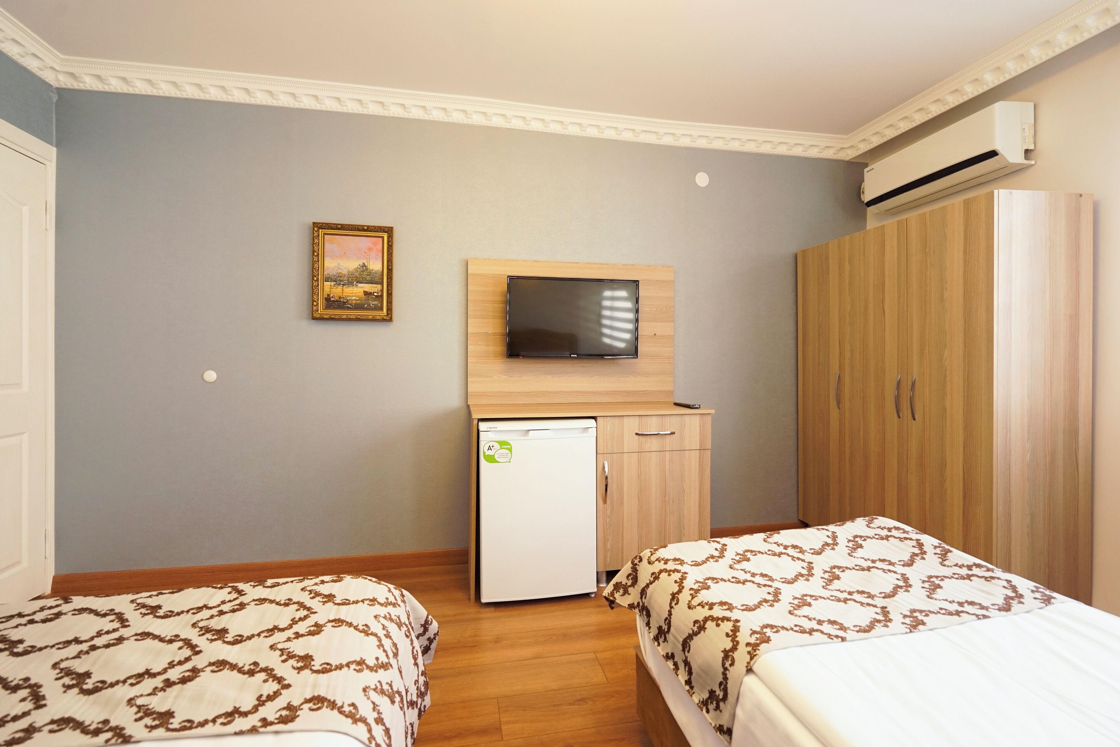 Duplex família, 4 quartos, vista para a cidade | Ferros/tábuas de passar roupa, Wi-Fi de cortesia