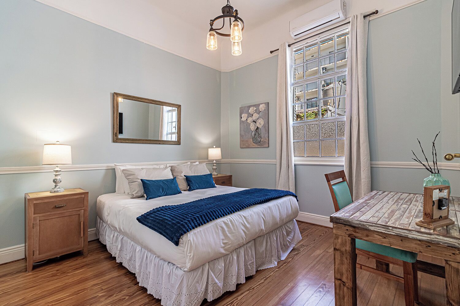 2 chambres, bureau, fer et planche à repasser, Wi-Fi gratuit