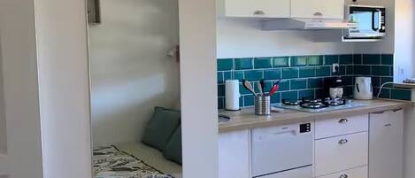 1 Schlafzimmer, BĂŒgeleisen/BĂŒgelbrett, kostenloses WLAN, BettwĂ€sche