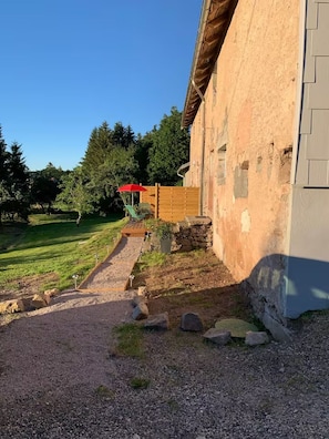 Enceinte de lâhĂ©bergement