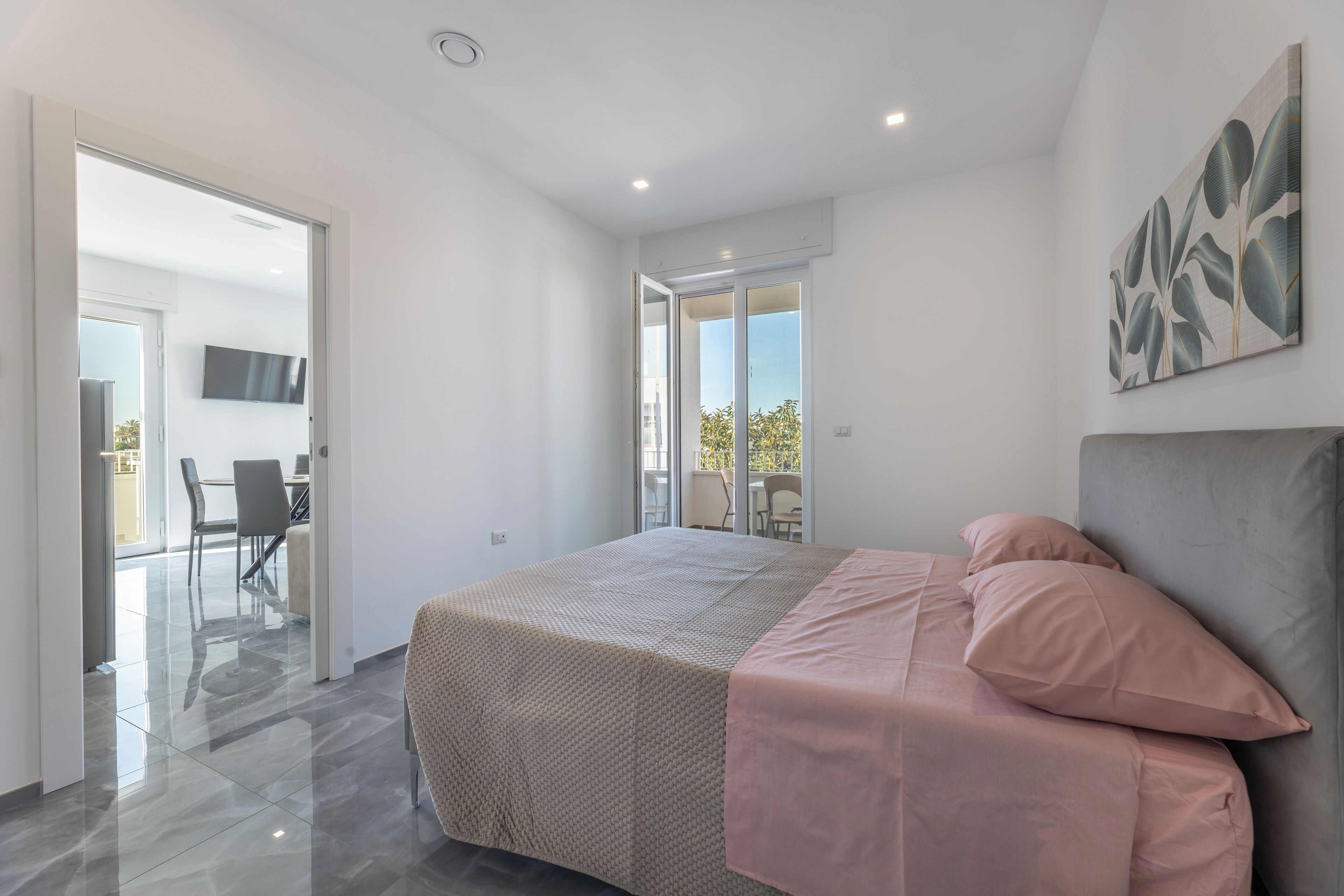 Apartment, Balcony | In-room safe, iron/ironing board