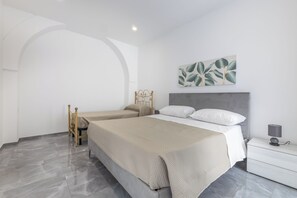 Apartment, Balcony - Sole Apartment (Torre San Giovanni)