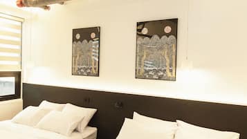 Deluxe Quadruple Room | Free WiFi