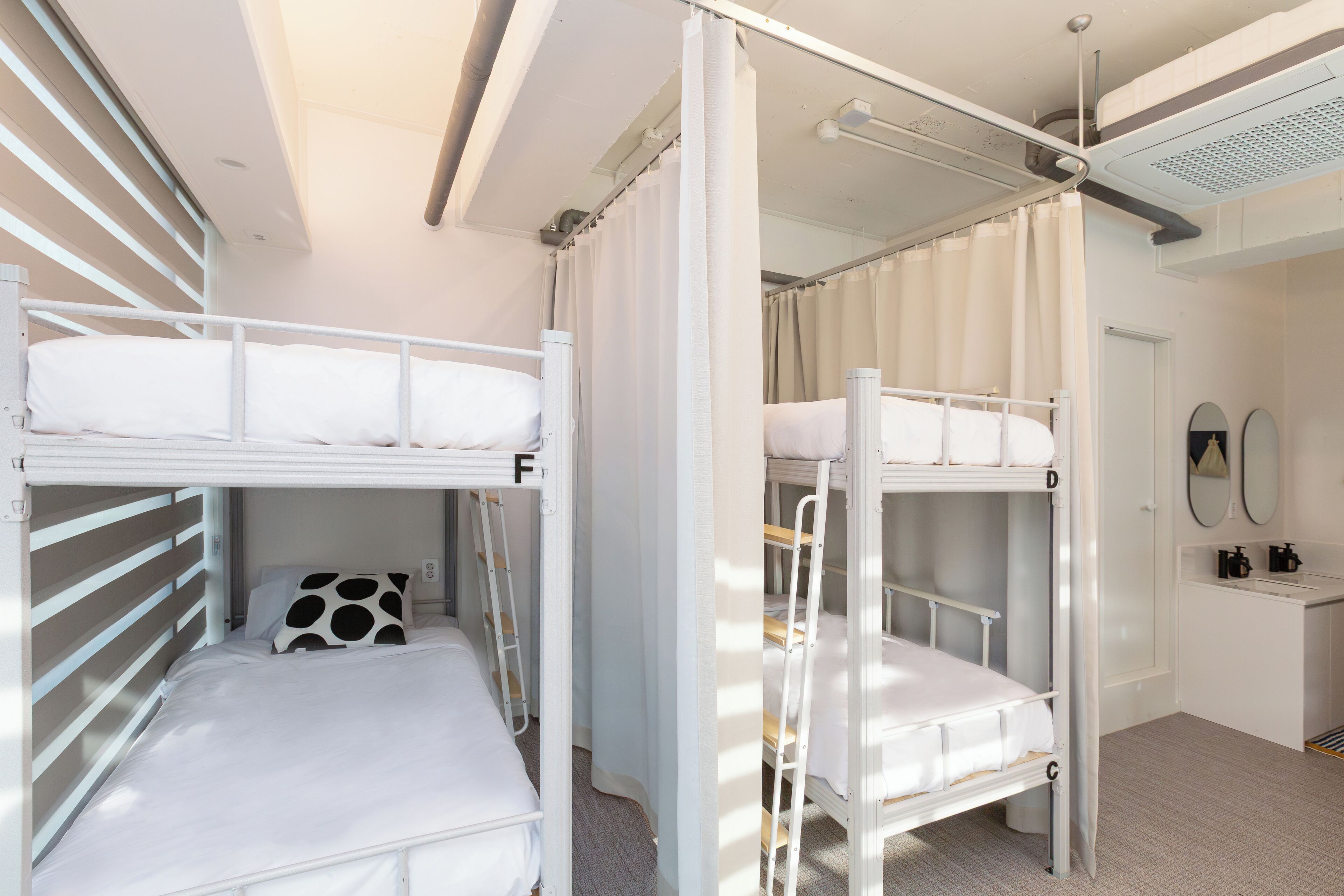 Phòng tập thể, chỉ dành cho nữ