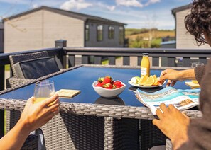 Outdoor dining - 2 bedroom accommodation in Fowey (Fowey)