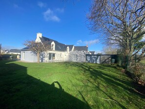 Unclassified image, 4 of 53, button - Vrbo Property (Sarzeau)