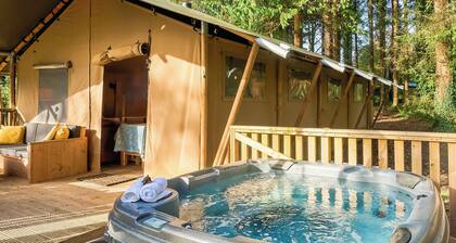 2 bedroom accommodation in Hayle