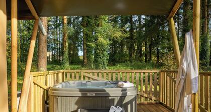 2 bedroom accommodation in Hayle