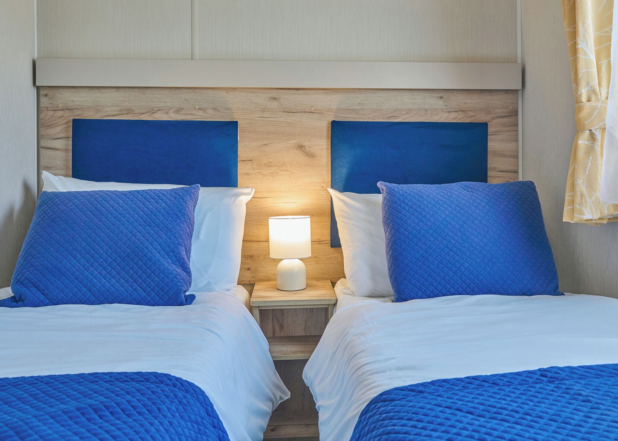 2 bedrooms