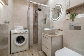 Departamento clásico, balcón | Baño
