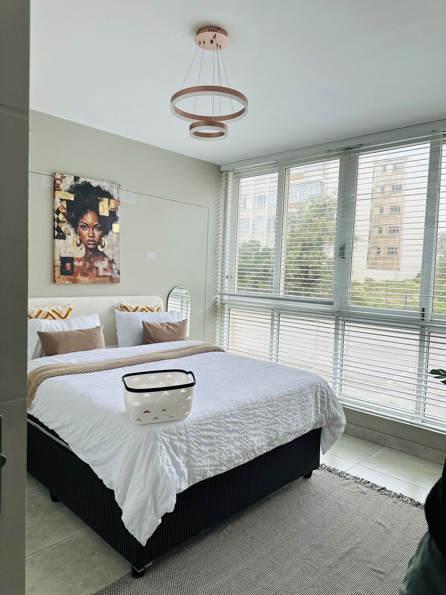 2 dormitorios, tabla de planchar con plancha, wifi gratis y ropa de cama