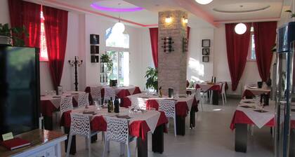 HOUSE ERALDO -SET IN THE GREEN -COMFORT, TRAMQUILITY AND RELAXATION