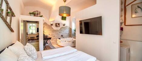 1 間睡房、熨斗/熨衫板、Wi-Fi、床單