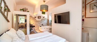 Ap9210 - The Base - Exclusive apartment for families and couples