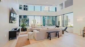 Imagen sin descripción, 4 de 20, botón