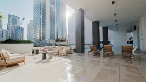 Terrace/patio - 225 DISTRICT LUXURY APARTMENT DOWNTOWN (MIAMI)
