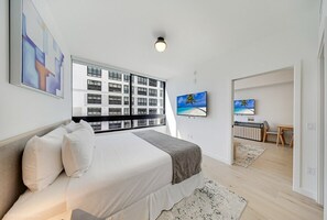 1 bedroom, desk, iron/ironing board, WiFi - 225 DISTRICT LUXURY APARTMENT DOWNTOWN (MIAMI)