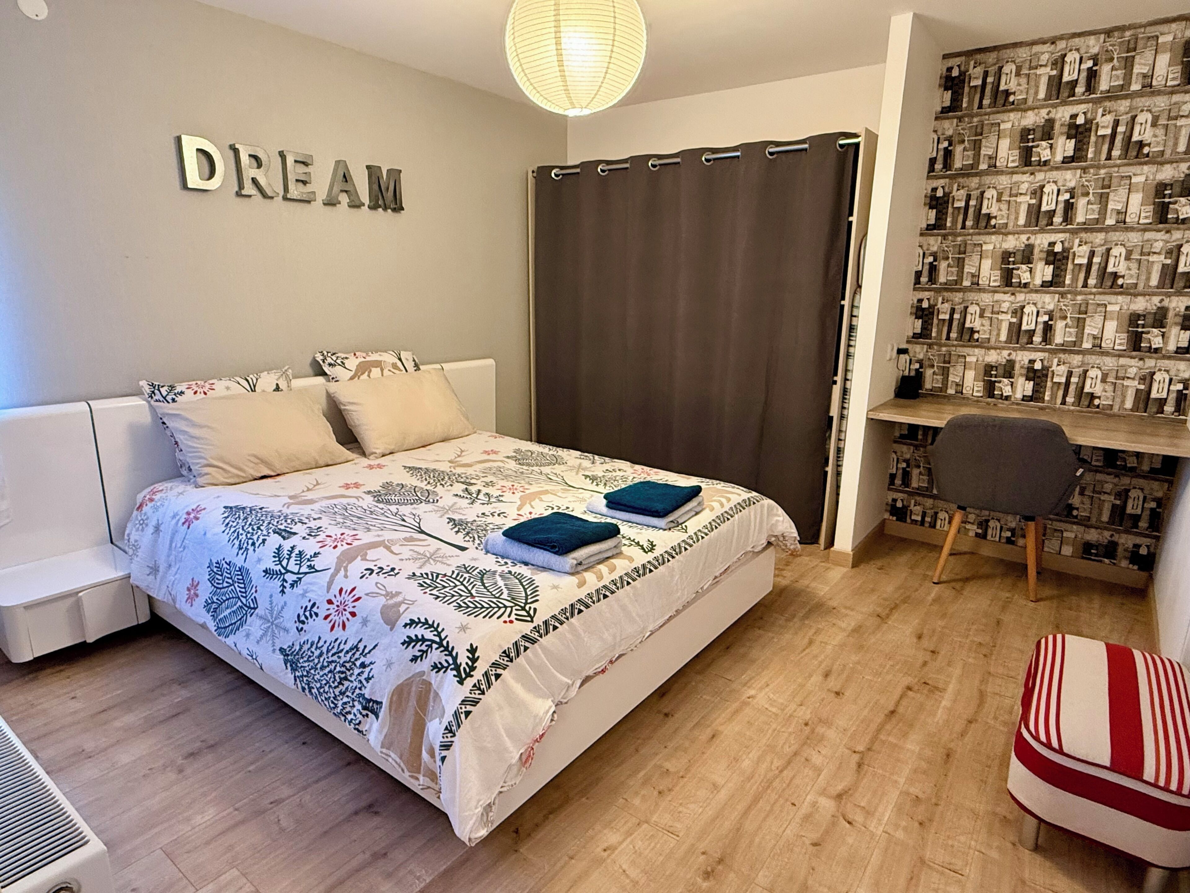 1 bedroom, desk, iron/ironing board, free WiFi