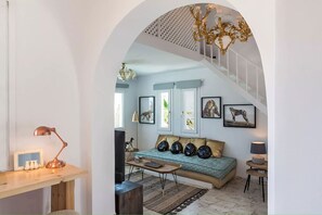 Interior - Villa Sean with pool - My Rental Homes (Akrotíri)