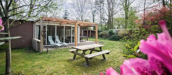 Lovely holiday home with a spacious garden, covered terrace, and plenty of privacy.
