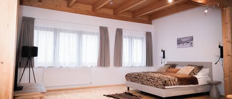 1 habitación, cuna de viaje, wifi y ropa de cama