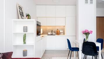 Deluxe Apartment, Garden View